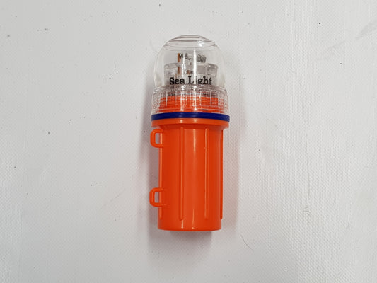 Super Bright Xenon Strobe Light - 20 Day Battery Life - On Dusk off Dawn - 50mtr Waterproof - Diamond Networks