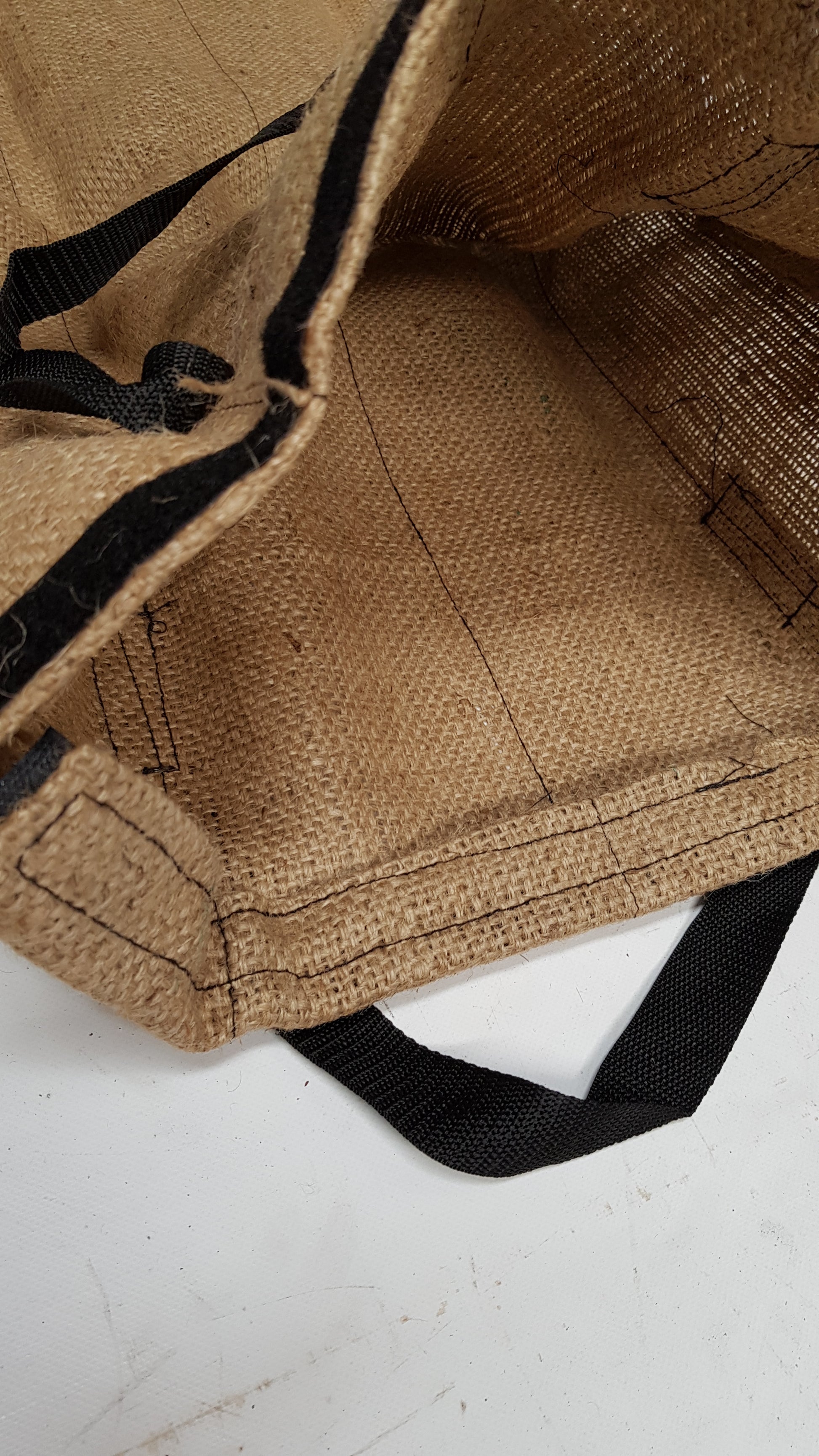 Catch Bag - Hessian Material - Velcro Opening - High Quality - 75cm x 48cm - Diamond Networks