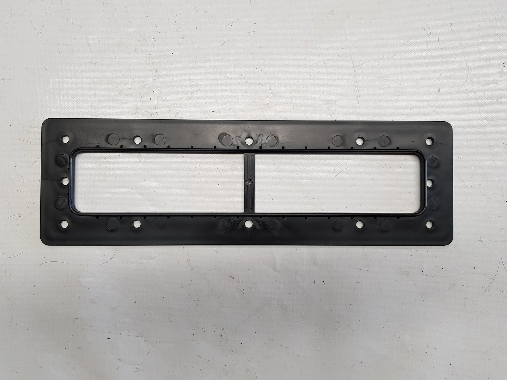 Cray Pot Escape Gaps - Plastic Material - High Quality - Great Price - Diamond Networks