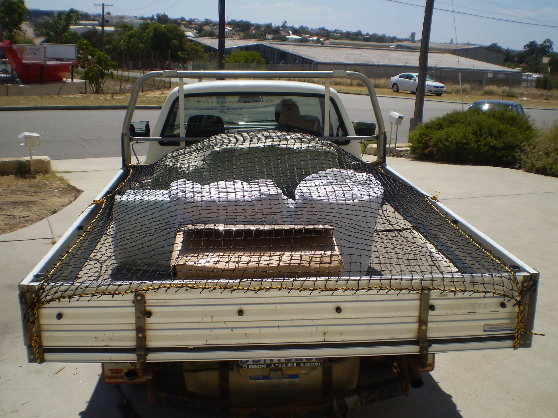 Cargo Net - Ute Net - 2.4m x 1.8m - High Quality Strong Netting - UV Treated - Diamond Networks